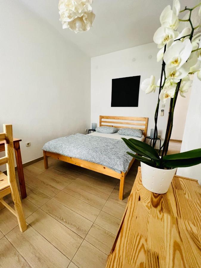 Guesthouse Dvoshko ฮวาร์ ภายนอก รูปภาพ